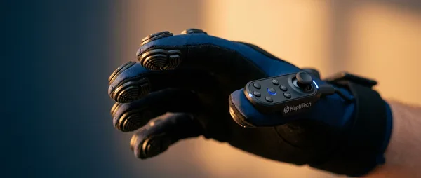Sharp VR Gloves: Haptic Textures Meet Controller Buttons