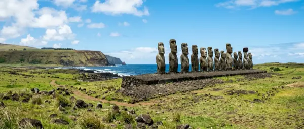 Moai Statues: Who Built Them on Easter Island?